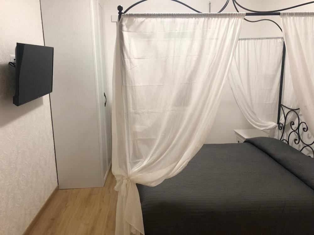 B&B Dea Tiburtina โรม ภายนอก รูปภาพ